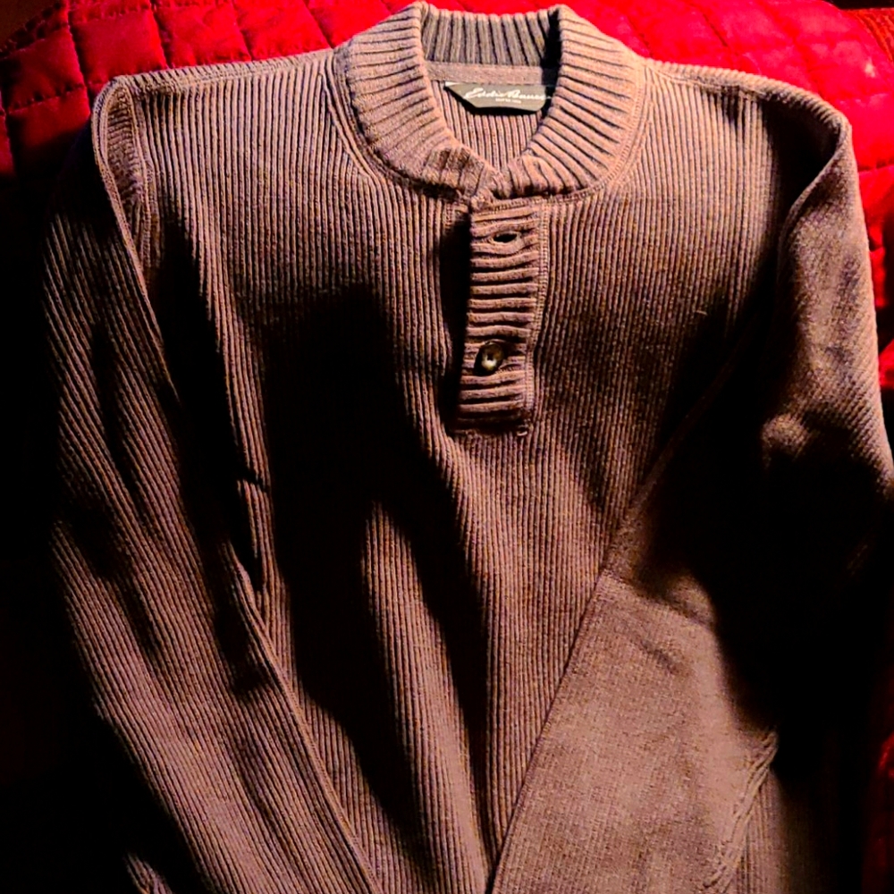 Pullover sweaters